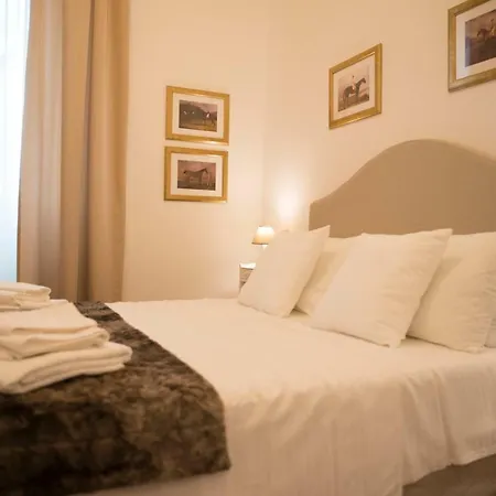 St Paul House Boutique & Appartamento