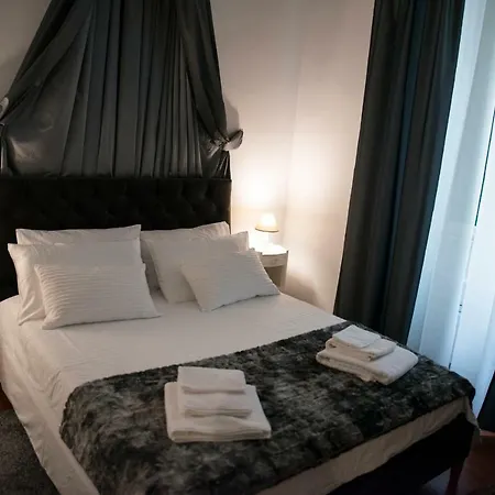 St Paul House Boutique & Appartamento *